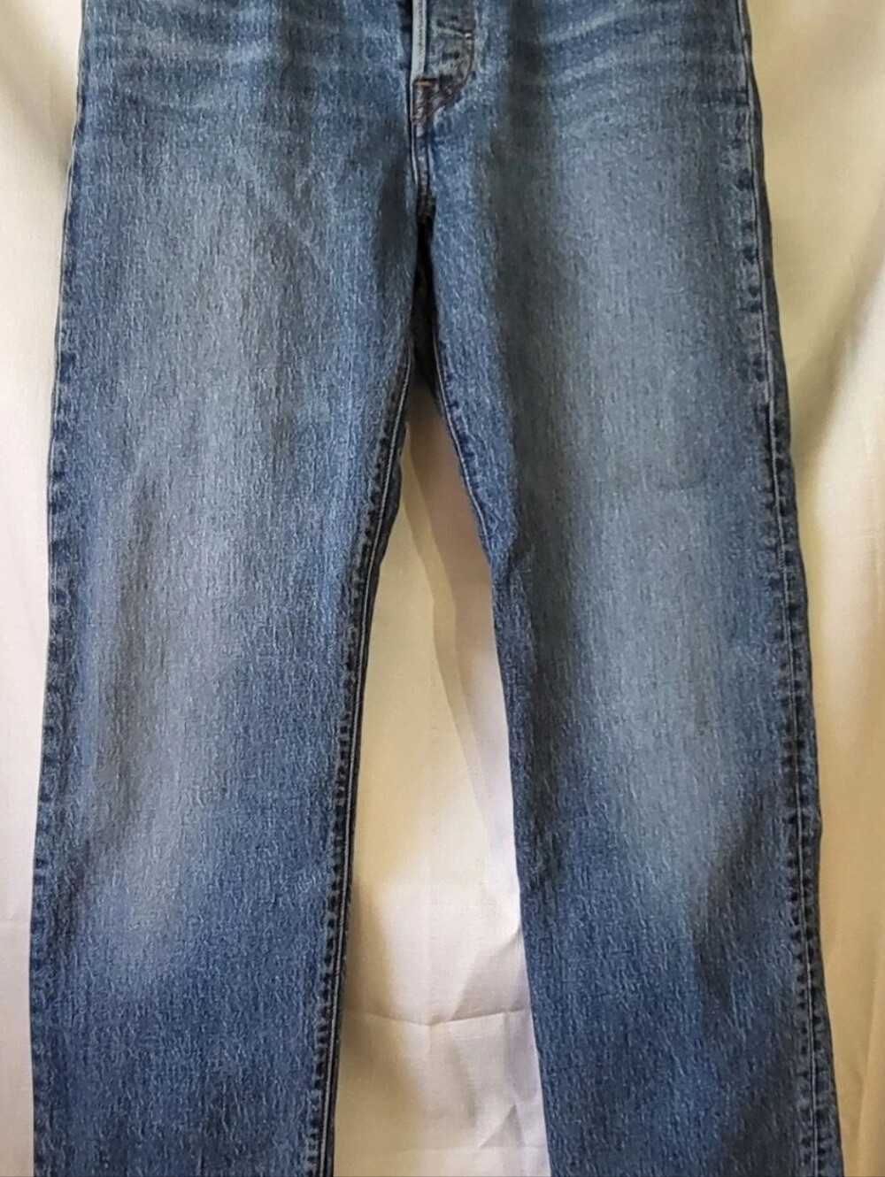 Levi’s 501 Jeans 27 x 29 Medium Blue Stonewash Denim Button Fly Straight Y2K 90